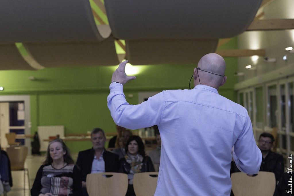 Reportage pendant une conférence